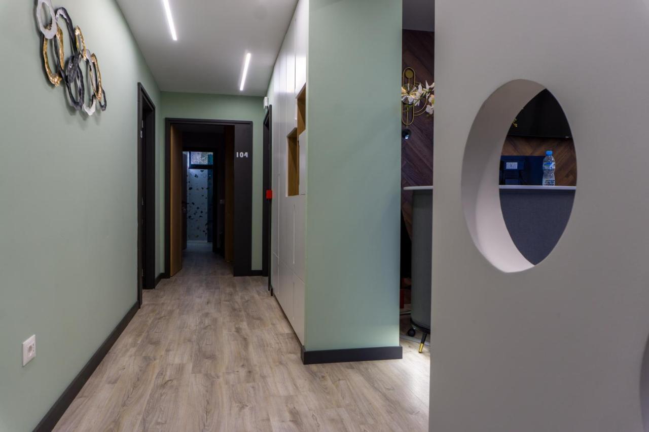 Hotel Morfeus Дуррес Экстерьер фото