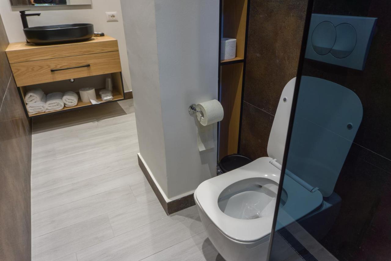 Hotel Morfeus Дуррес Экстерьер фото