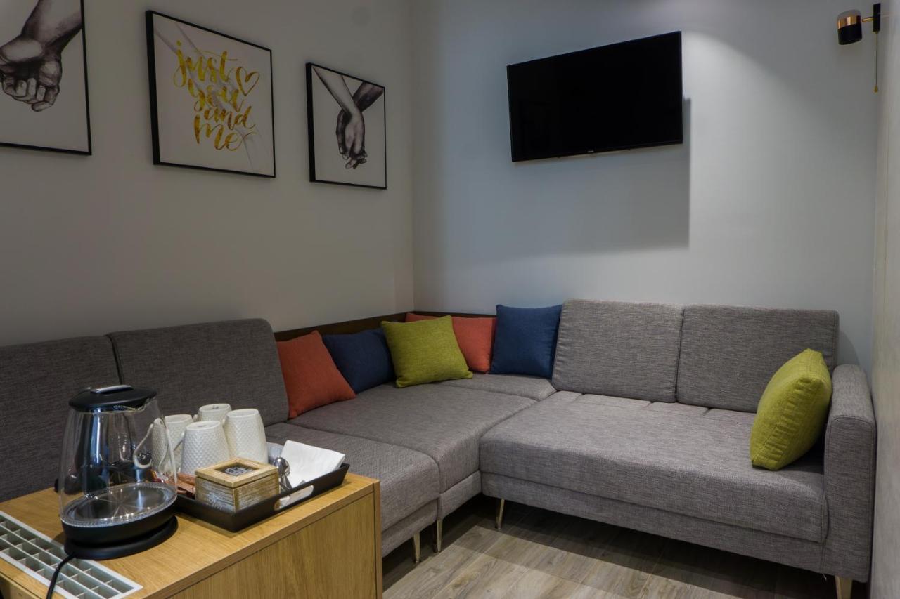 Hotel Morfeus Дуррес Экстерьер фото