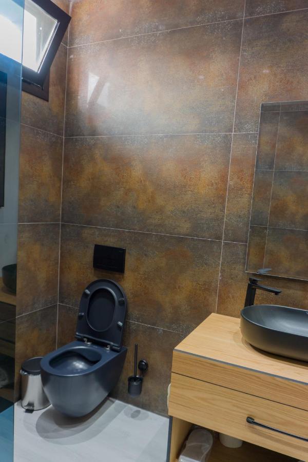 Hotel Morfeus Дуррес Экстерьер фото