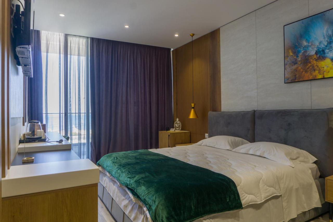 Hotel Morfeus Дуррес Экстерьер фото