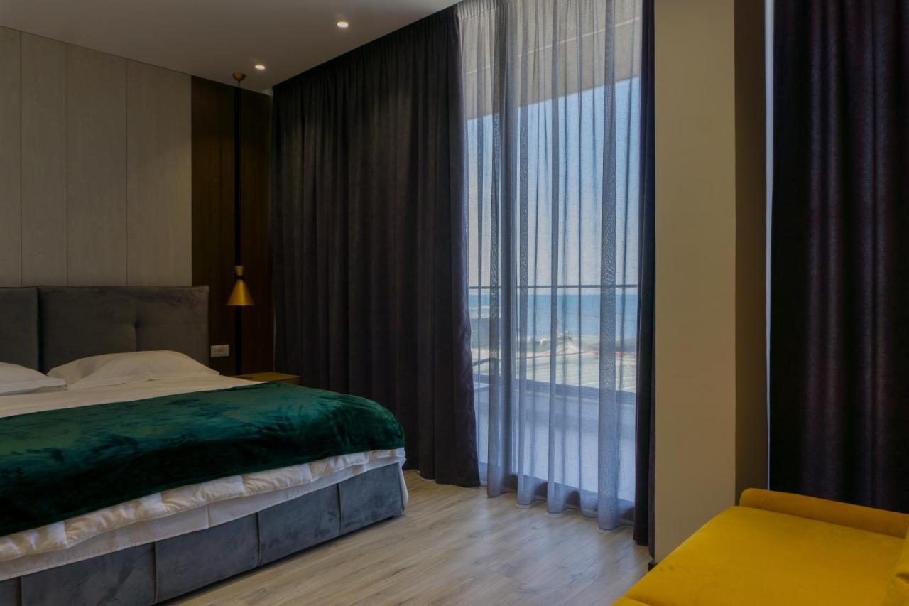 Hotel Morfeus Дуррес Экстерьер фото