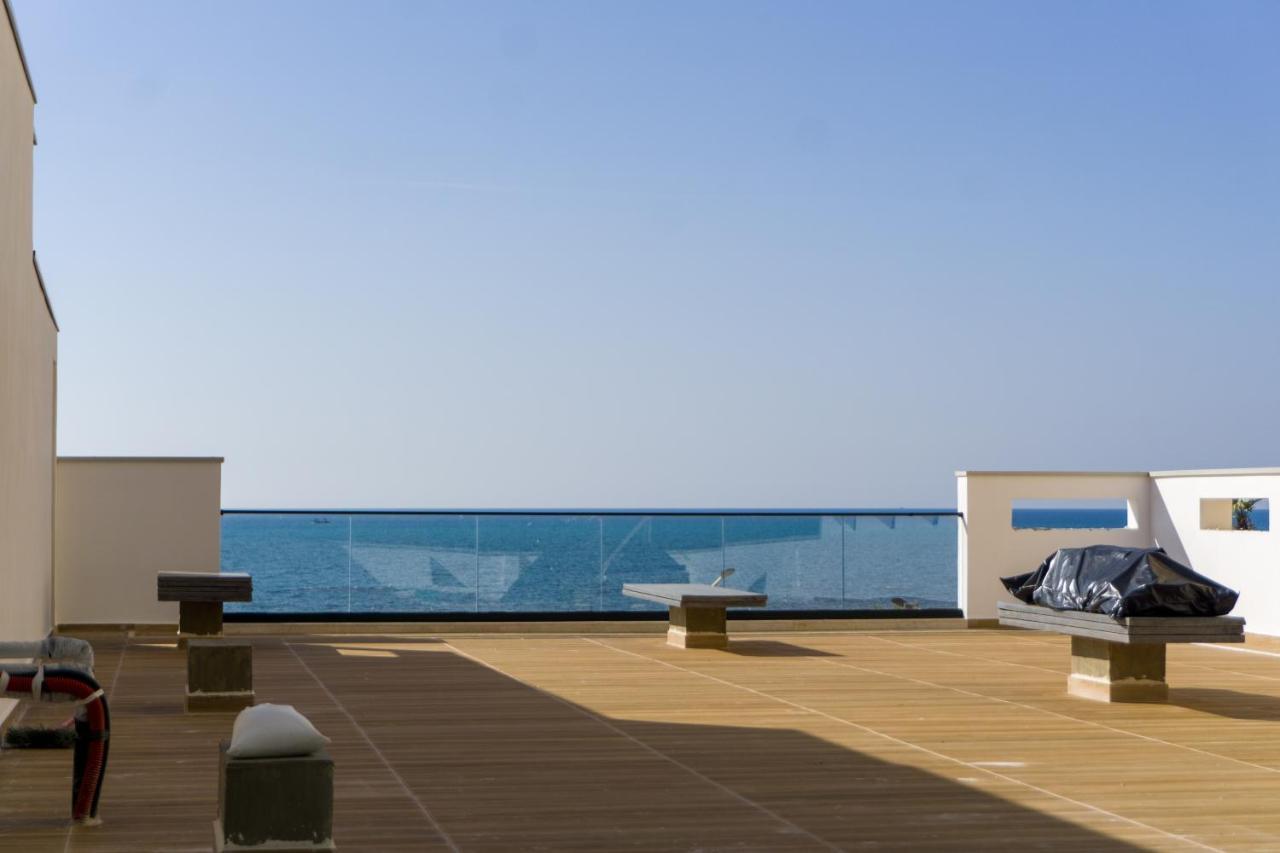 Hotel Morfeus Дуррес Экстерьер фото